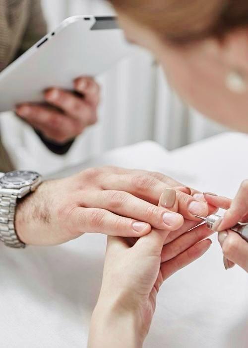 Express Manicure
